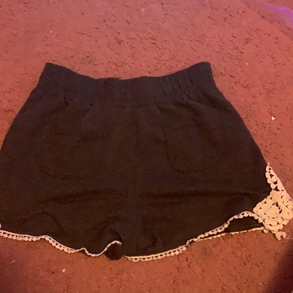 shorts - Picture 2 of 2